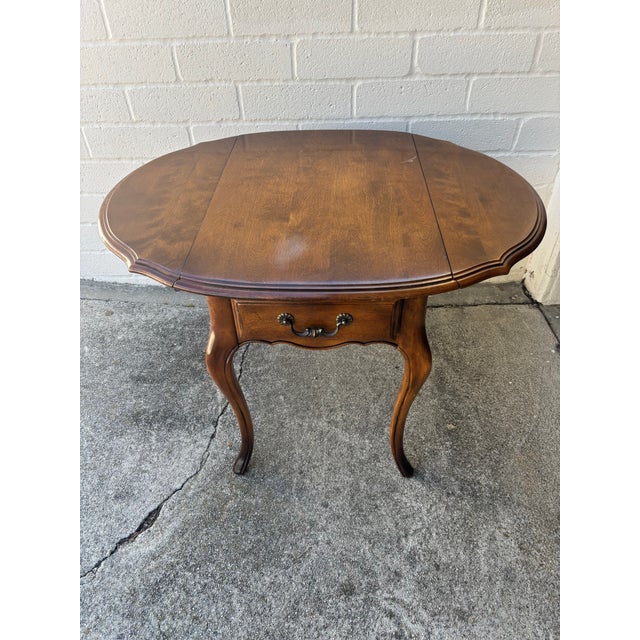 Late 20th Century Vintage Ethan Allen French Country Drop Leaf Table For Sale - Image 5 of 7
