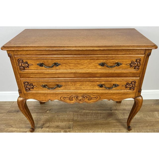 Bring elegant French styling to your home with this Vintage French Louis chest of drawers , beautifully crafted from oak ....