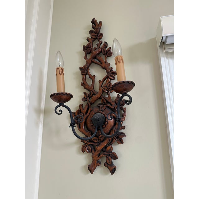 Brown 1990s Roberto Giovannini Art. 1170 Ramage Italian Carved Wood Two - Light Sconces - a Pair For Sale - Image 8 of 10