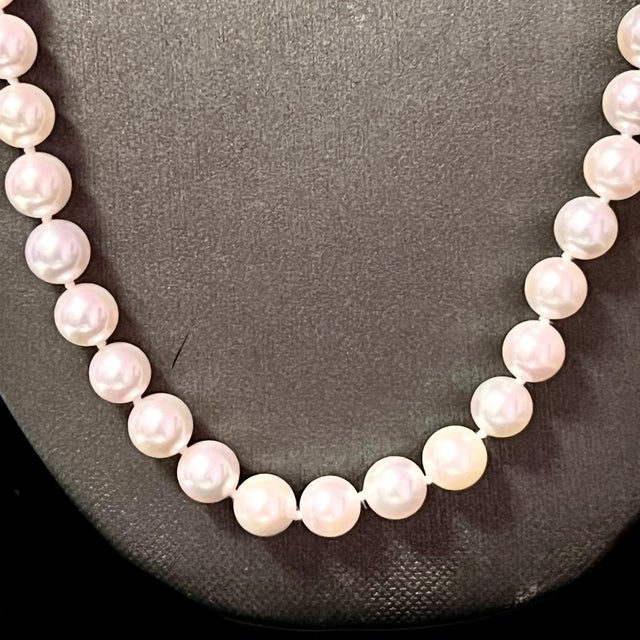 Traditional Fine Quality Akoya Pearl Necklace 24" 14k Y Gold 8 mm Certified For Sale - Image 3 of 10