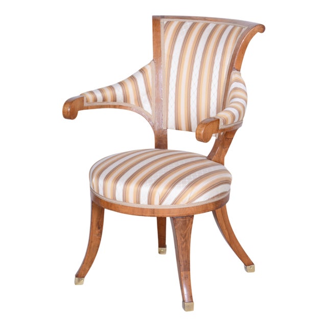 Biedermeier Walnut Armchair attributed to Josef Danhauser, Vienna, Austria, 1820s For Sale