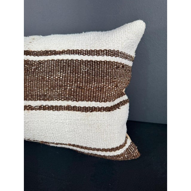 Turkish Hemp Pillow Cushion Natural Beige Brown Pillow Cushion Cover 16" x 24" For Sale - Image 4 of 4
