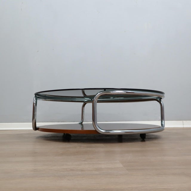 Large Italian Round Chrome and Smoked Glass Coffee Table on Wheels, 1970s For Sale - Image 4 of 13