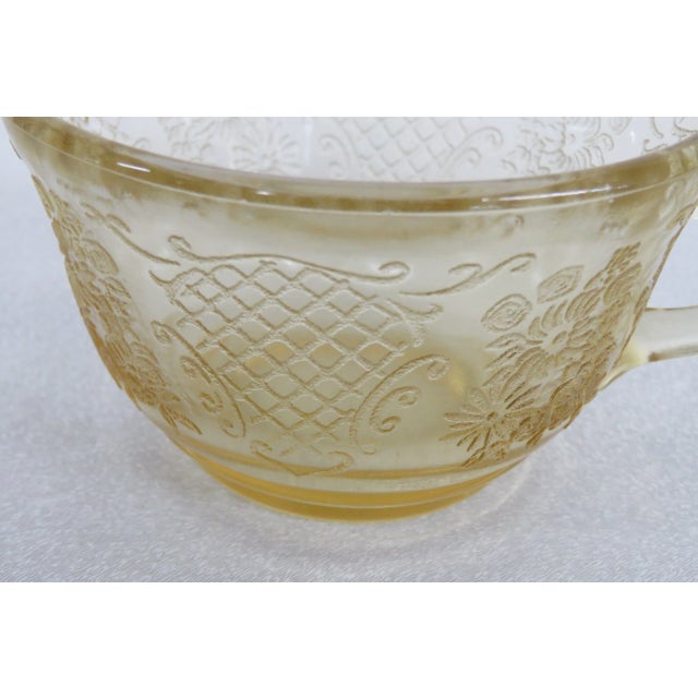 Traditional Federal Glass Normandie Amber Tea Coffee Cup For Sale - Image 3 of 12