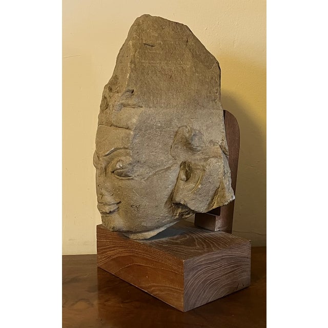 Antique 10th / 11th Century Buff Sandstone Carving - Head or Bust of a Deity - Buddha or a Bodhisattva For Sale - Image 11 of 15
