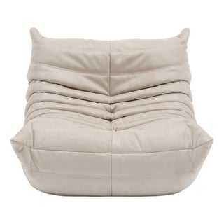 Togo Lounge Chair in Cream Tissue by Michel Ducaroy for Ligne Roset For Sale