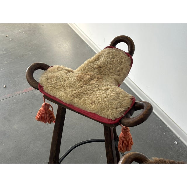 Wood Vintage Brutalist Marbella Stools attributed to Sergio Rodrigues, 1970s, Set of 2 For Sale - Image 7 of 18