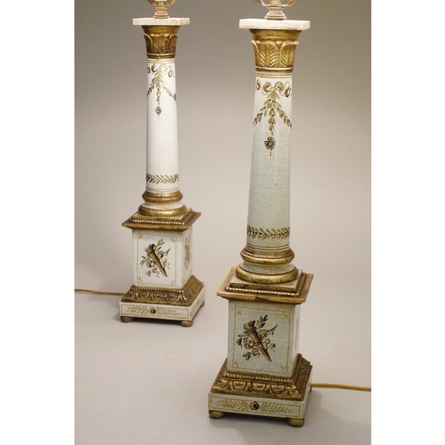 1930s 1930s Neoclassical Hand Painted Tole "Grand Tour" Tuscan Style Column Terra Cotta Pottery Wood Table Lamps - a Pair For Sale - Image 5 of 13