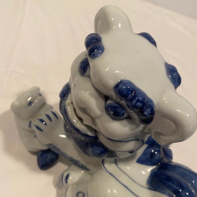 Vintage Blue & White Ceramic Foo Dogs - A Pair For Sale - Image 11 of 13