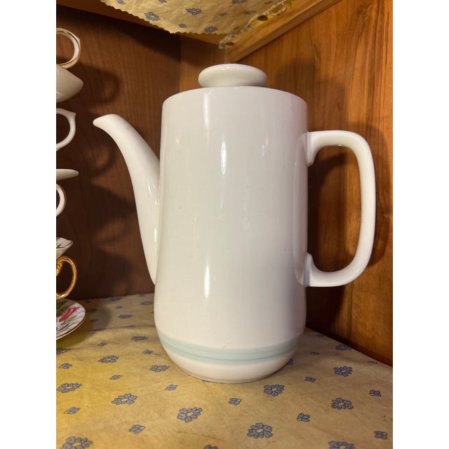 Mid-Century Modern 1960s Mid Century Modern Retro Teapot For Sale - Image 3 of 7