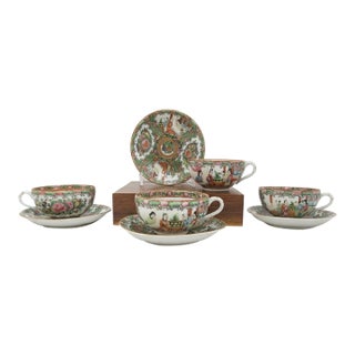 Chinese Export Famille Rose Medallion Porcelain Tea Cup & Saucer Set of 4 For Sale