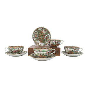 Chinese Export Famille Rose Medallion Porcelain Tea Cup & Saucer Set of 4