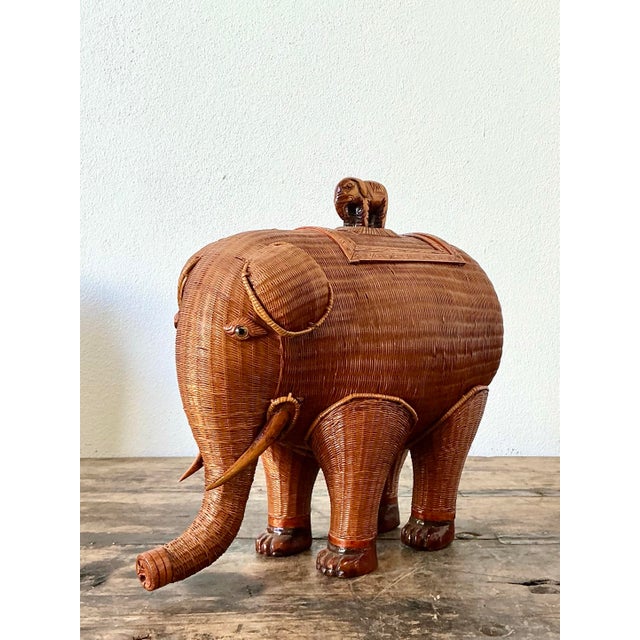 Late 20th Century Vintage Shanghai Weave Lidded Elephant Box For Sale - Image 5 of 12