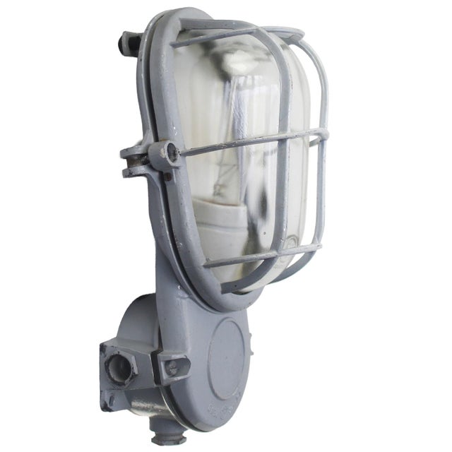 Vintage Industrial Grey and Clear Glass Wall Lamp from Industria Rotterdam For Sale - Image 6 of 6