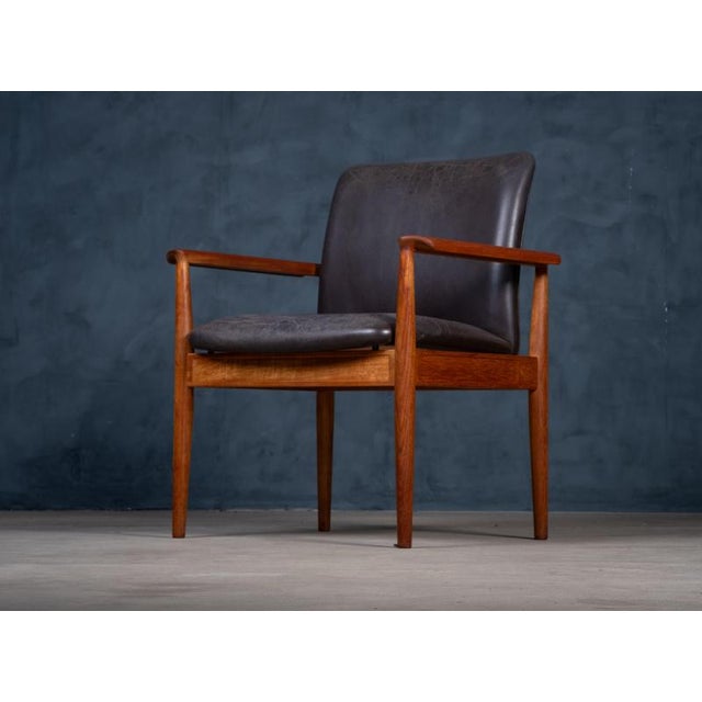 FD 901 Diplomat Armchair in Teak by Finn Juhl for France & Søn, 1961 For Sale - Image 3 of 11