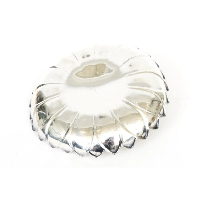 Vintage Reed and Barton Silver-Plate Swan Bowl, Dish or Serving Piece, 1960's For Sale - Image 9 of 10