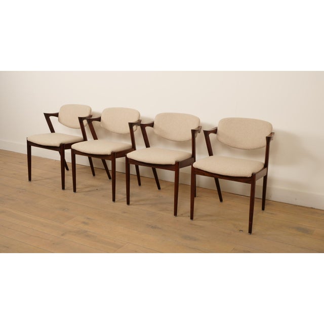 Mid-Century Modern Vintage Rosewood Model 42 Dining Chairs from Kai Kristiansen, 1950s, Set of 4 For Sale - Image 3 of 15