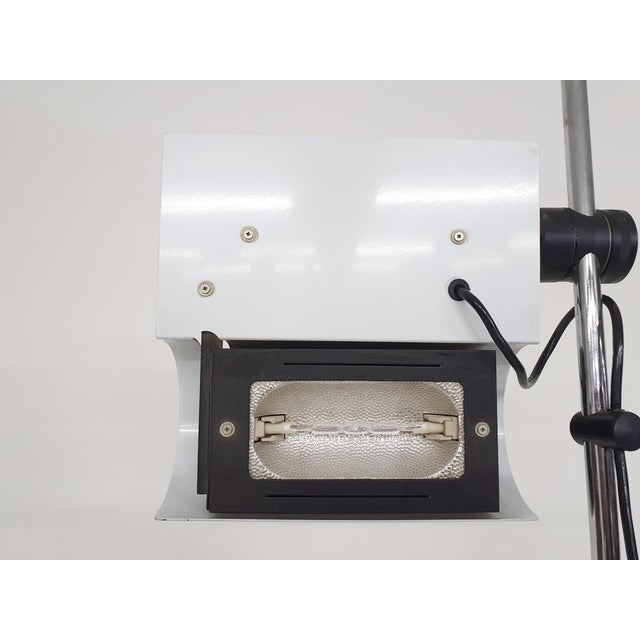 White Metal Floor Lamp, Italy, 1980s For Sale - Image 9 of 14