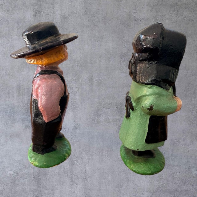 Brand: Unbranded (Hubley Style) Type: Figurine / Paperweight Subject: Amish / Pennsylvania Dutch Boy & Girl Material: Cast...