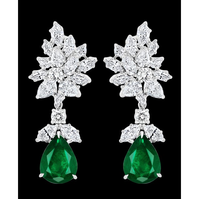 Green 6.79 Carat Certified Colombian Minor Emerald Diamond Removable Drop Earrings Pt For Sale - Image 8 of 8