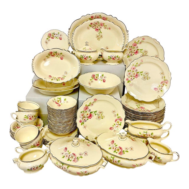 1934 Vintage Hollywood Regency Boho Chic Virginia Rose Dinnerware - Set of 100, Buffet Service for 20 For Sale