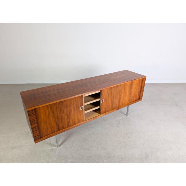RY 25 Sideboard in Rosewood by Hans J. Wegner for Ry Møbler, 1960s For Sale - Image 9 of 17
