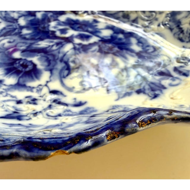 Late 19th Century Antique Flow Blue Serving Bowl With Scalloped Edge For Sale - Image 5 of 7
