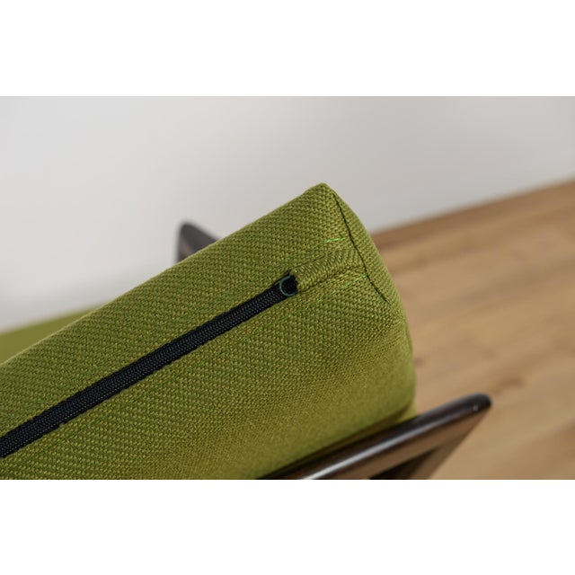 Set of Model 300-139 Armchairs from Swarzędz Furniture Factory, 1960s For Sale - Image 18 of 18