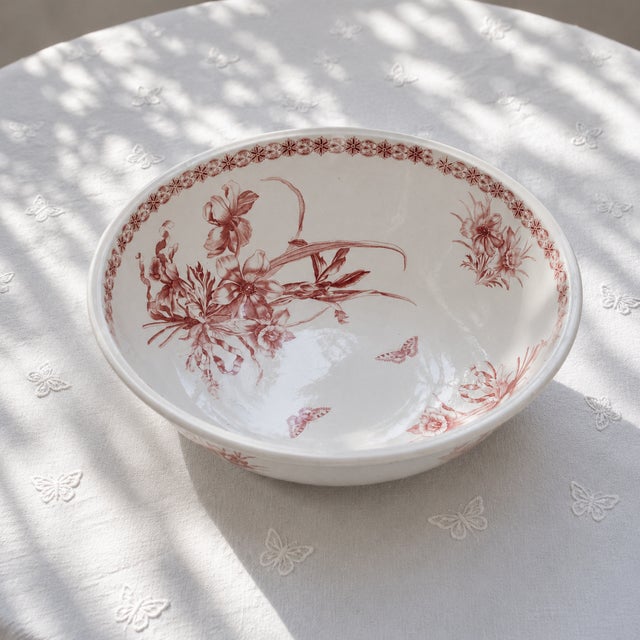 Gustavian (Swedish) Antique French Salad Bowl by Bertrand Bordeaux Anémone For Sale - Image 3 of 9