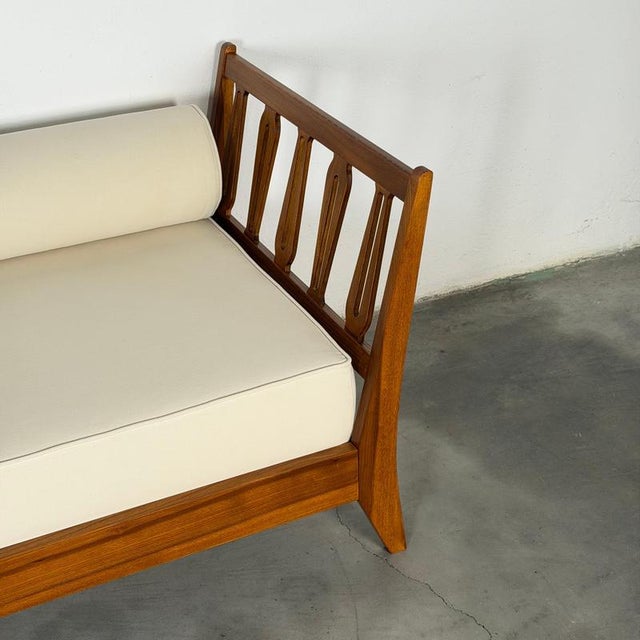 1950s Cherrywood Daybed with Long Bolster by Gio Ponti for Italbed, 1950 For Sale - Image 5 of 12