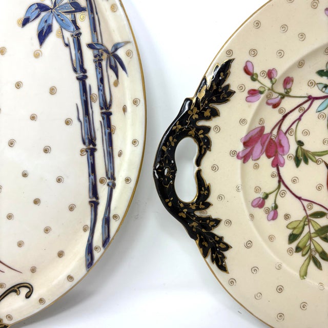 1900 - 1909 Meiji Period Japanese Export Japonisme Porcelain Cabinet Plates, C. 1890–1910 - Matched Pair For Sale - Image 5 of 9