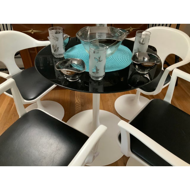 Mid 20th Century Vintage Vitreon Queens Lusterware Salad/Snack Serving Set- 5 Pieces For Sale - Image 5 of 6