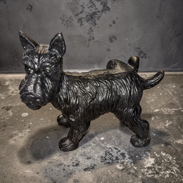 Mid-Century Modern Mid 20th Century Cast Iron Scottish Terrier ("Scottie") Dog Doorstop and Bookend For Sale - Image 3 of 5
