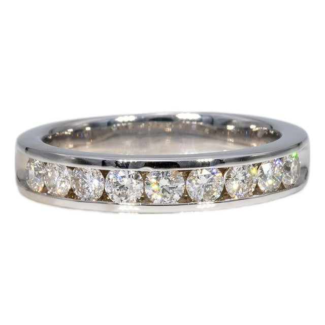 Diamond Estate Band With 9 Earth-Mined Diamonds in Solid 14k Gold, Size 6.75 For Sale