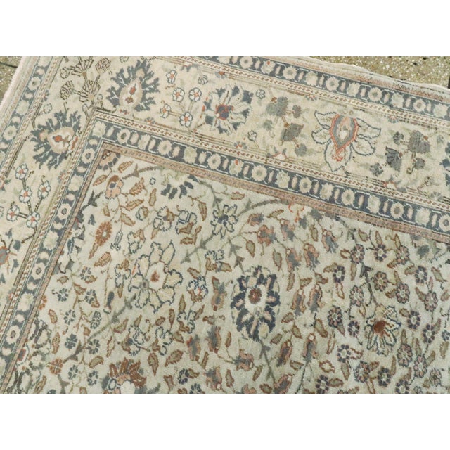 Galerie Shabab Collection Mid-20th Century Turkish Sivas Carpet For Sale In New York - Image 6 of 9