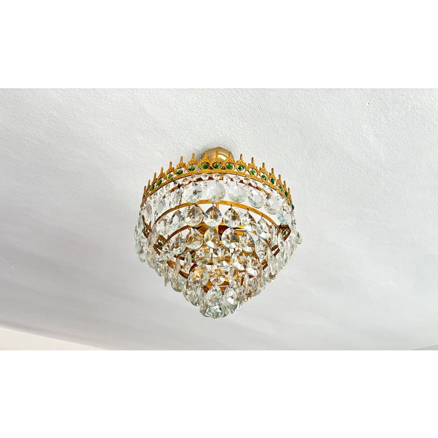Vintage Brass & Original Emerald Green Crystal Crown Cascade Chandelier – 5 Light For Sale - Image 4 of 17