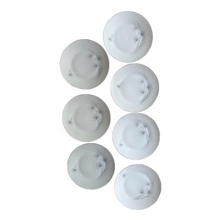 1950s Set of Seven (7) Hutschenreuther Caribe Salad Plates 7.75 Inch German Porcelain White Blue Gray Platinum Rim Minimalist For Sale