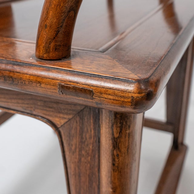 Pair of Chinese Ming-Style Horseshoe Armchairs in Solid Elm, Mid-20th Century For Sale - Image 15 of 16