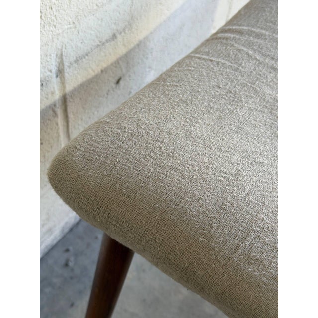 Beige Fabric Ottoman With Walnut Legs Mid-Century Modern 1960s For Sale In Los Angeles - Image 6 of 7