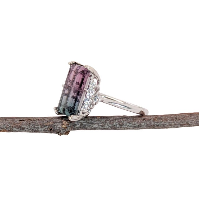 4.4ct Bi-Color Tourmaline Ring With Natural Diamond Accents: Solid 14k Gold, Size 6.75 For Sale - Image 4 of 6