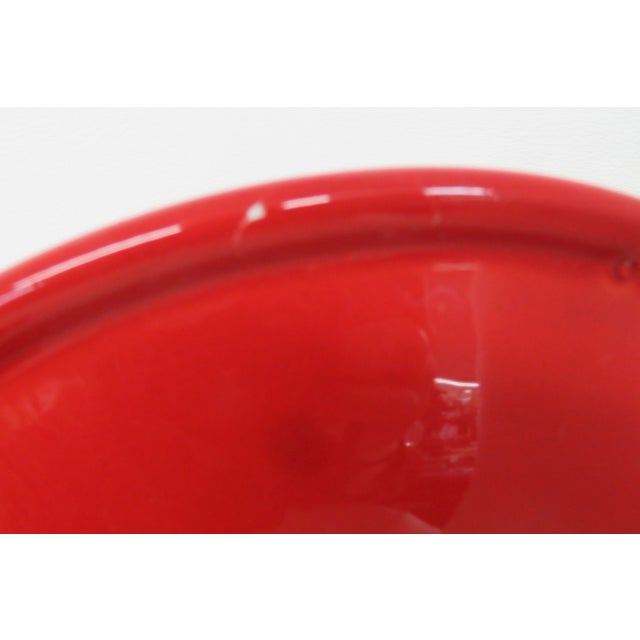 Primula Decorata a Mano Red Ceramic Plates Set of Three Made in Italy 4726b For Sale - Image 11 of 12