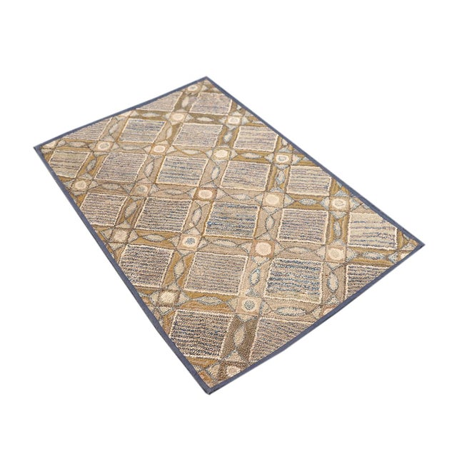 1900 - 1909 3'x4' Vintage American Hooked Rug | Geometric Small Hooked Area Rug For Sale - Image 5 of 10