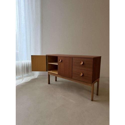 Vintage Scandinavian Teak Sideboard, 1960s For Sale - Image 6 of 11