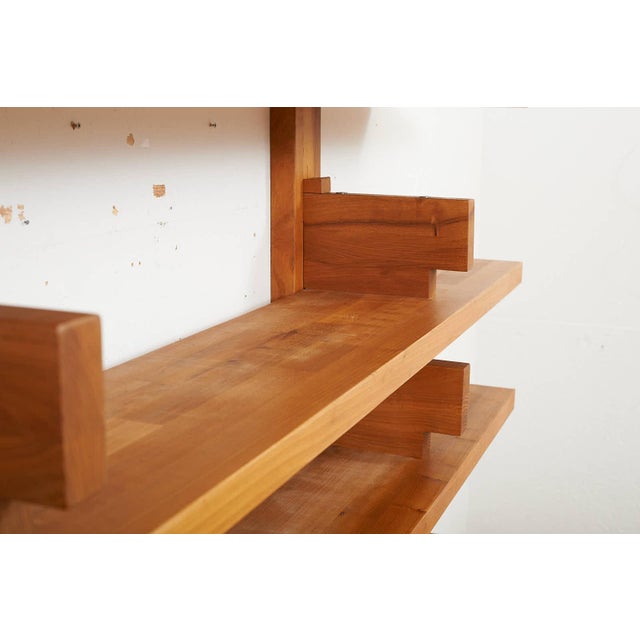 Wall Shelf B17 Bookcase for Wall Mounting in Elm Wood by Pierre Chapo, 1967 For Sale - Image 10 of 13