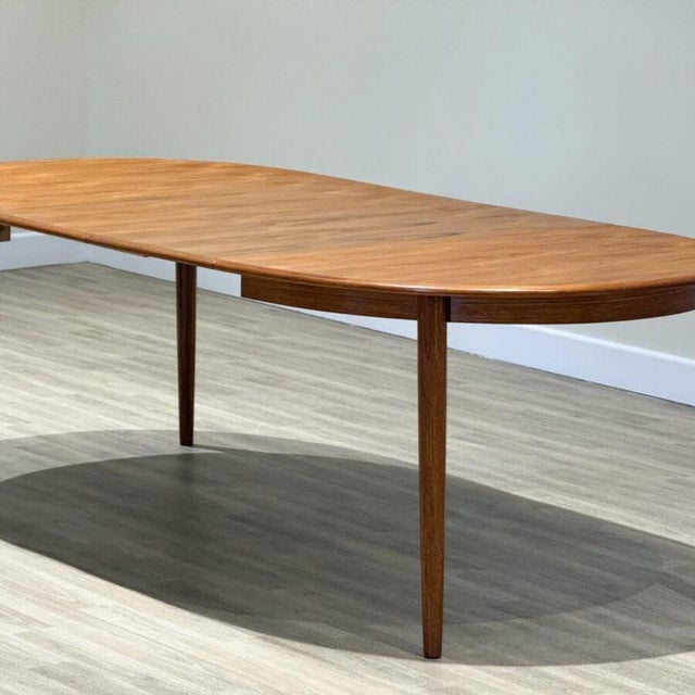Johannes Andersen Double Extending Dining Table by Johannes Andersen, Denmark 1960s For Sale - Image 4 of 14