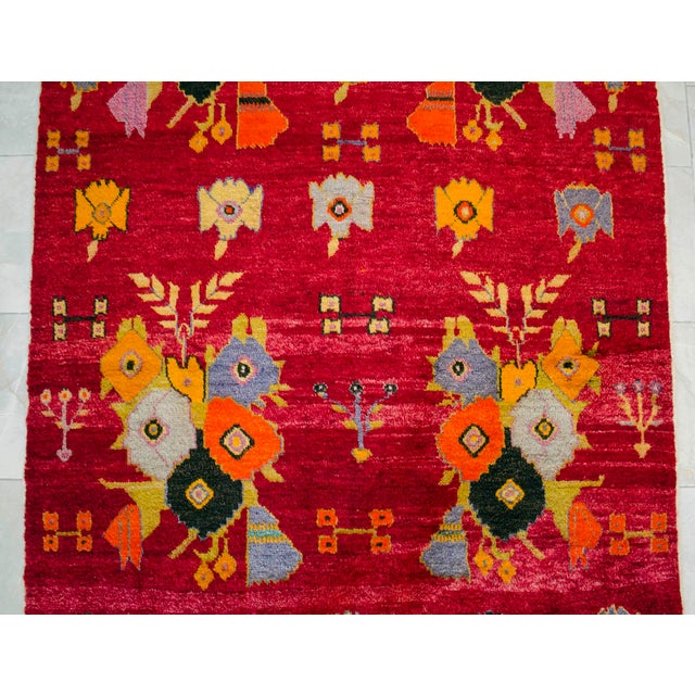 Authentic 1940s Turkish Rug 5x10 Vibrant Red Mid Century Modern Organic Wool Carpet For Sale - Image 10 of 14