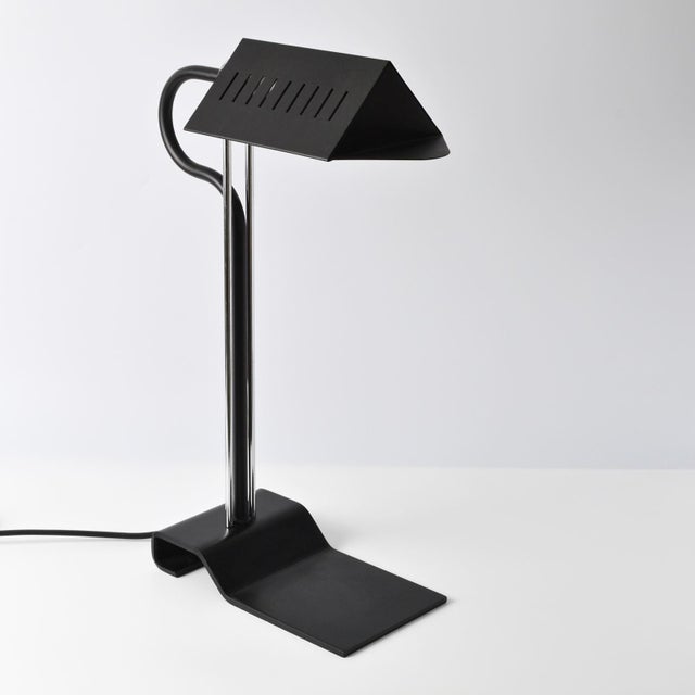 Lamp uses one E27 type bulb. Base dimensions: 25 cm x 14 cm. European Plug (up to 250V).The wiring of this item may be...