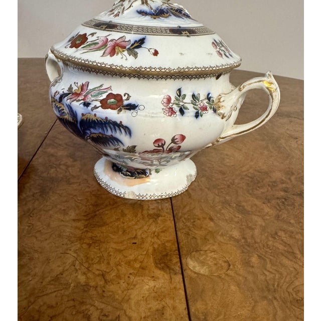 Antique Victorian Dinner Service from Wedgwood, 1880, Set of 36 For Sale - Image 13 of 15