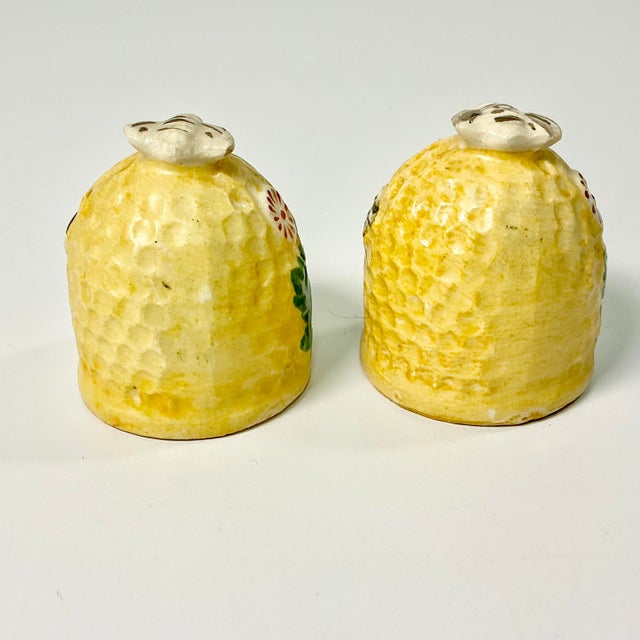 Yellow 1940s Vintage Boho Chic Arts & Crafts Honeycomb & Bees Salt & Pepper Shakers - A Pair. For Sale - Image 8 of 11