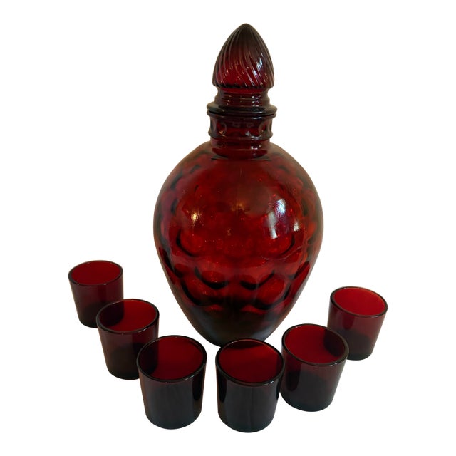 Wheaton Co. 1970 Honeycomb Decanter & 6 Anchor Hocking Shot Glasses For Sale